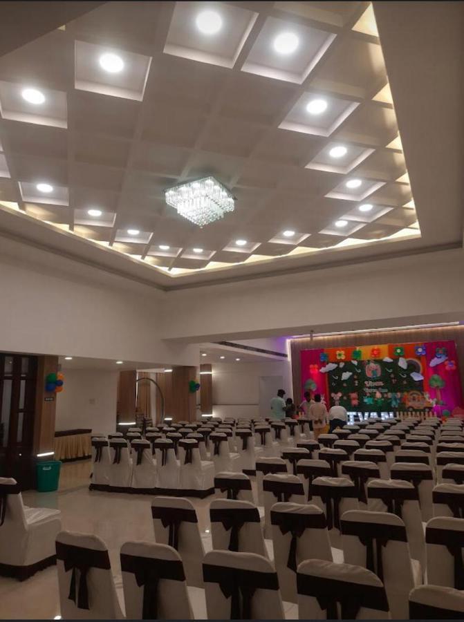 Hotel Ample Yard Chennai Zewnętrze zdjęcie