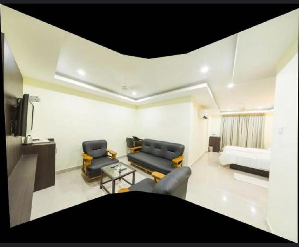 Hotel Ample Yard Chennai Zewnętrze zdjęcie
