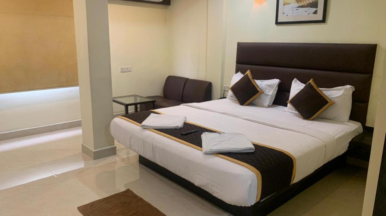 Hotel Ample Yard Chennai Zewnętrze zdjęcie