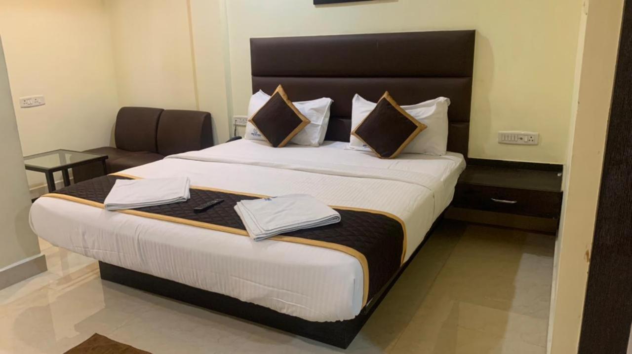 Hotel Ample Yard Chennai Zewnętrze zdjęcie